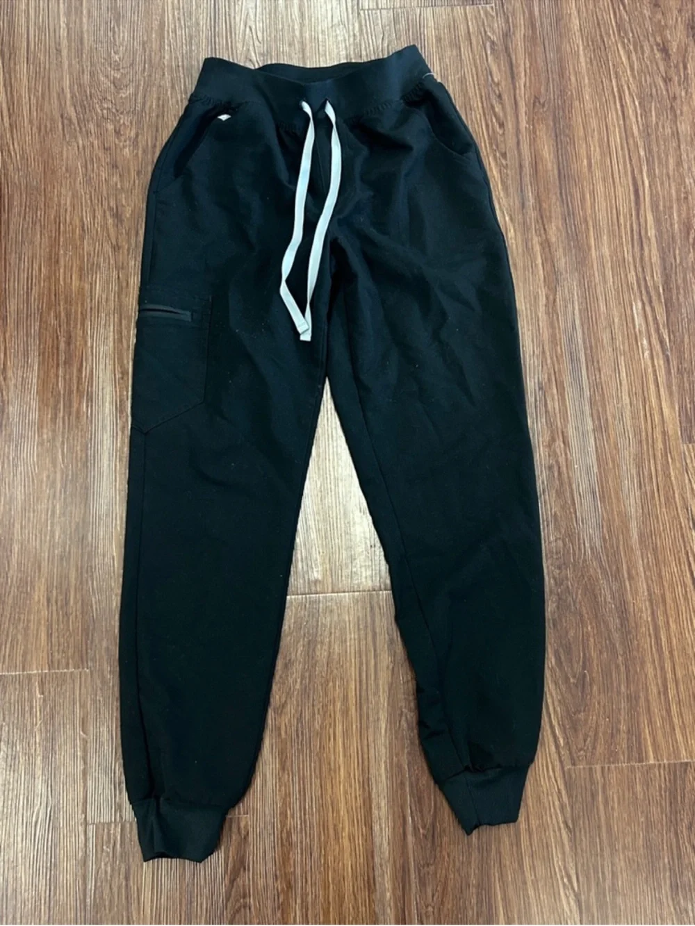 FIGS Black Zamora Jogger Scrub Pants Cargo Pockets Women’s Size XS